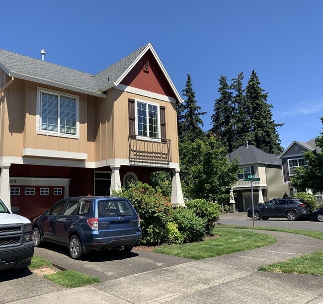 Building Photo - Beautiful 3 BD | 2.5 BA | Single Family Home | Located in Hillsboro's Arbor Roses Community | Spe...