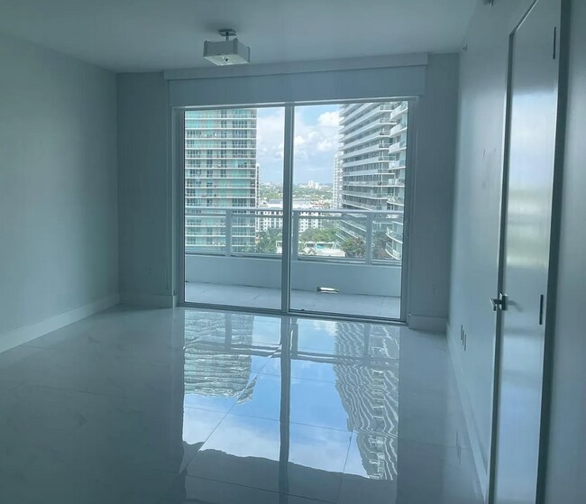 Foto del edificio - 1080 Brickell Ave