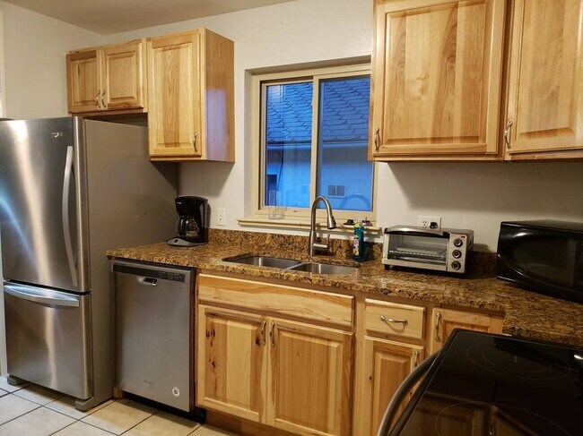 Foto del edificio - 4621 Elm Ct