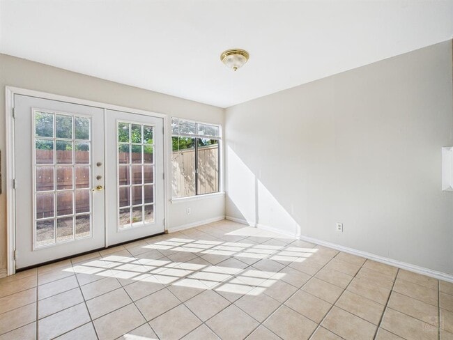 Foto del edificio - 9520 Quail Village Ln