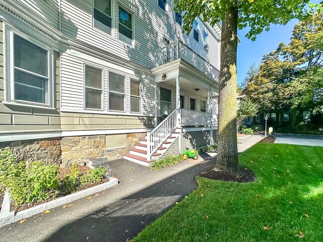 Foto del edificio - 34 Stanton Rd