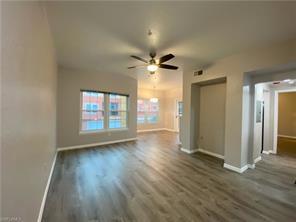 Foto principal - 23560 Walden Center Dr
