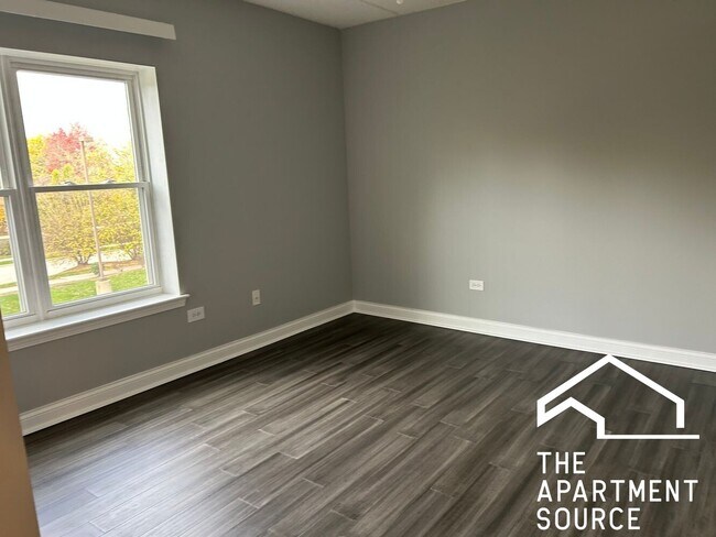 Foto del edificio - 3420 N Old Arlington Heights Rd