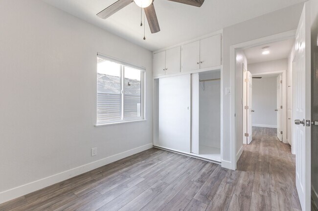 Foto del edificio - Fully Renovated 2BR/1BA Unit in Altadena –...