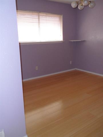 Foto del edificio - 2111 Blossom Ln