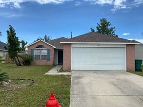 Building Photo - 111 Abigail Ln