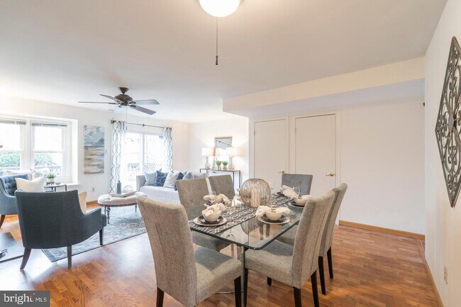 Foto del edificio - 4502 Adams Ct