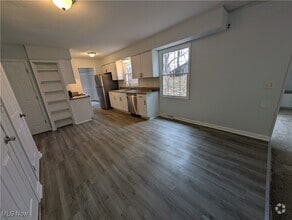 Building Photo - 1565 Chadwick Rd