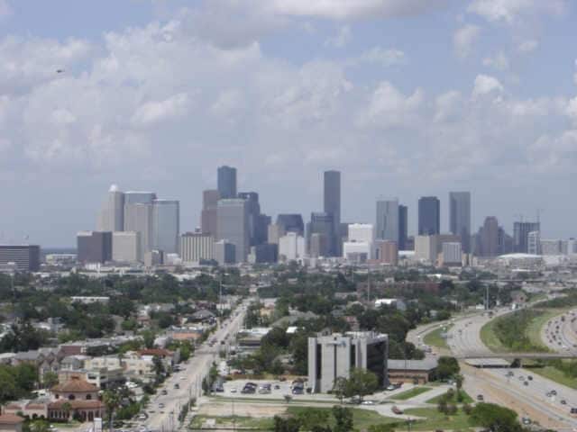 Building Photo - 5925 Almeda Rd