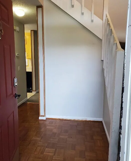 Entrada - 146 Woodfield Pl