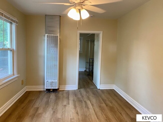 Building Photo - 601 Laporte Ave