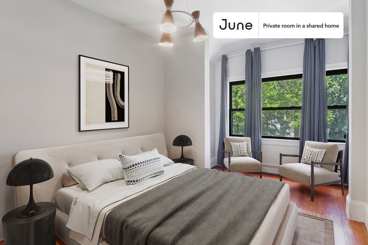 Private bedroom in 4 bed/2 bath Home - Private bedroom in 4 bed/2 bath Home