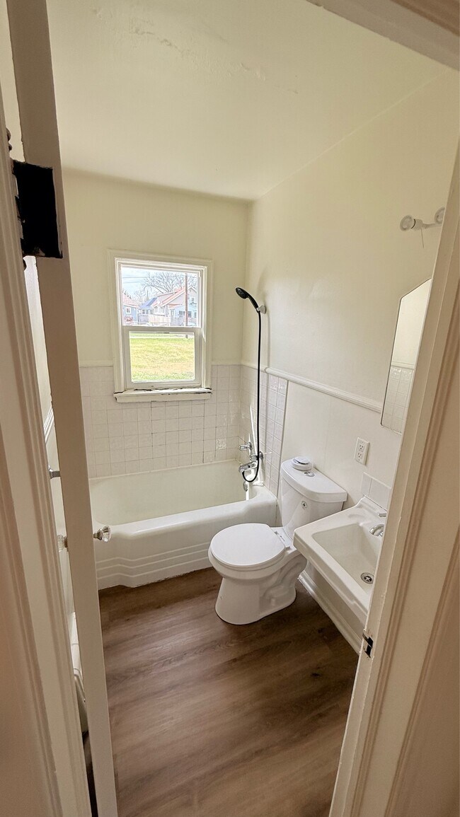 Foto del edificio - 428 3rd St