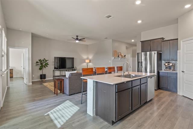 Building Photo - 1313 Elderberry Dr