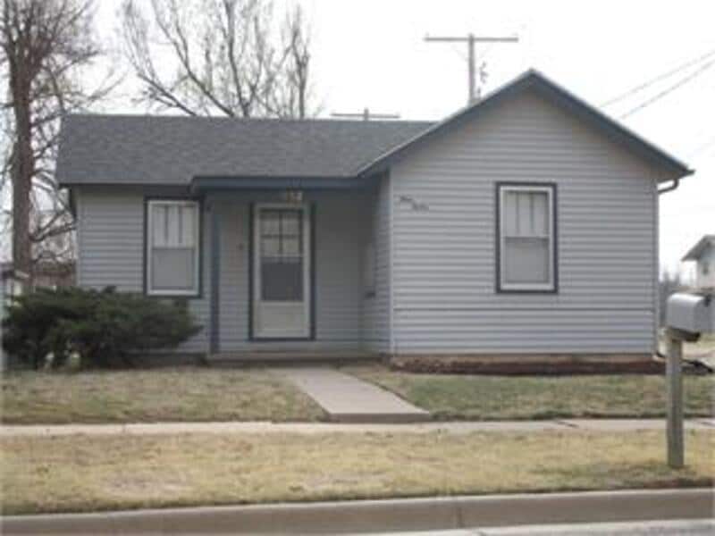 Primary Photo - 912 N Pleasant St
