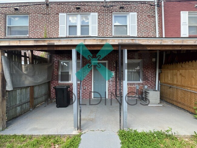 Photo - 329 Cranston Ave House
