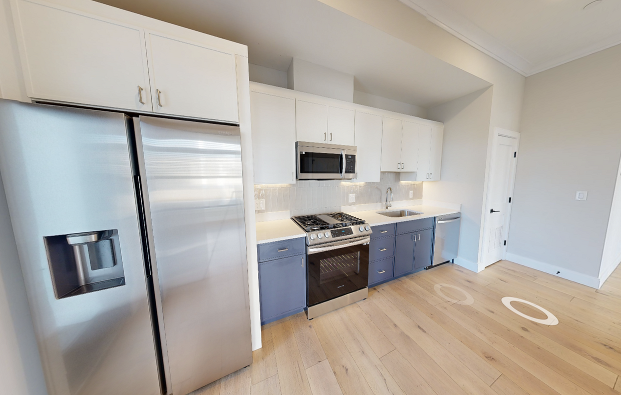 Foto principal - 165 Everett St