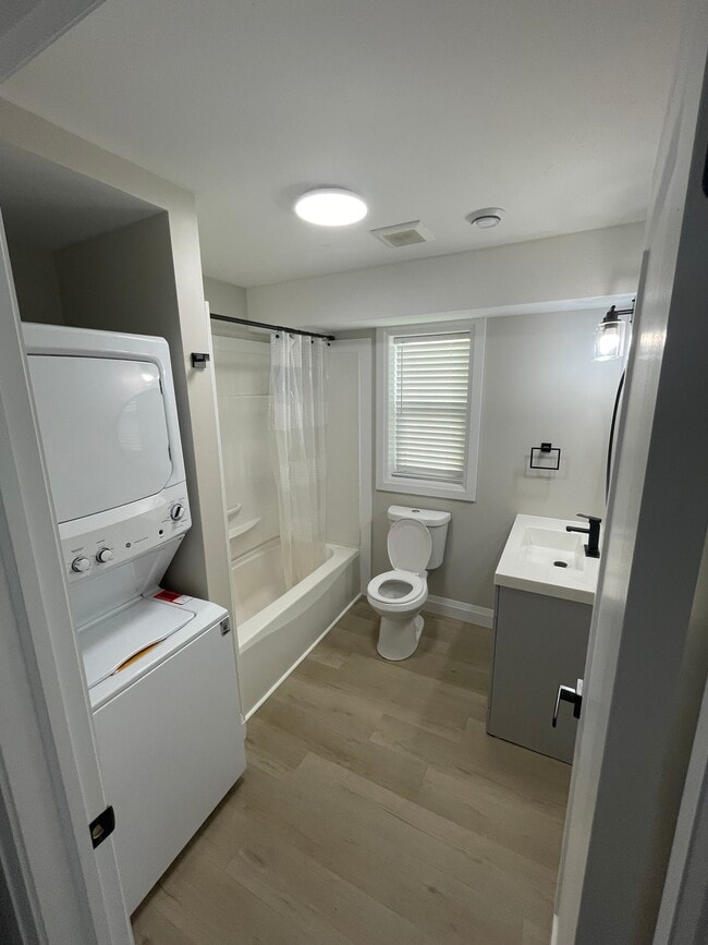 Photo du bâtiment - Quaint and Cozy One Bedroom Apartment