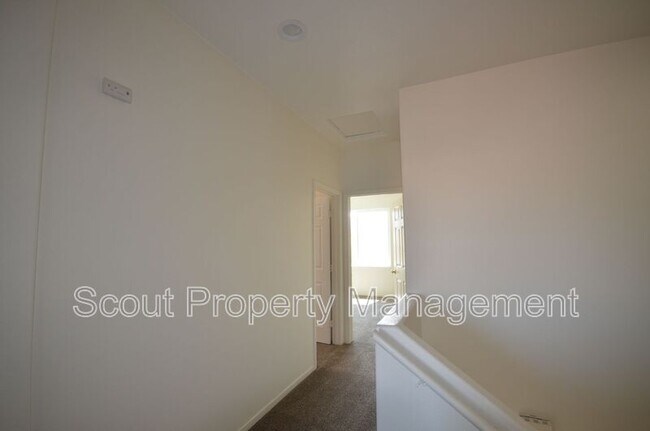 Building Photo - 13828 Luis Dr