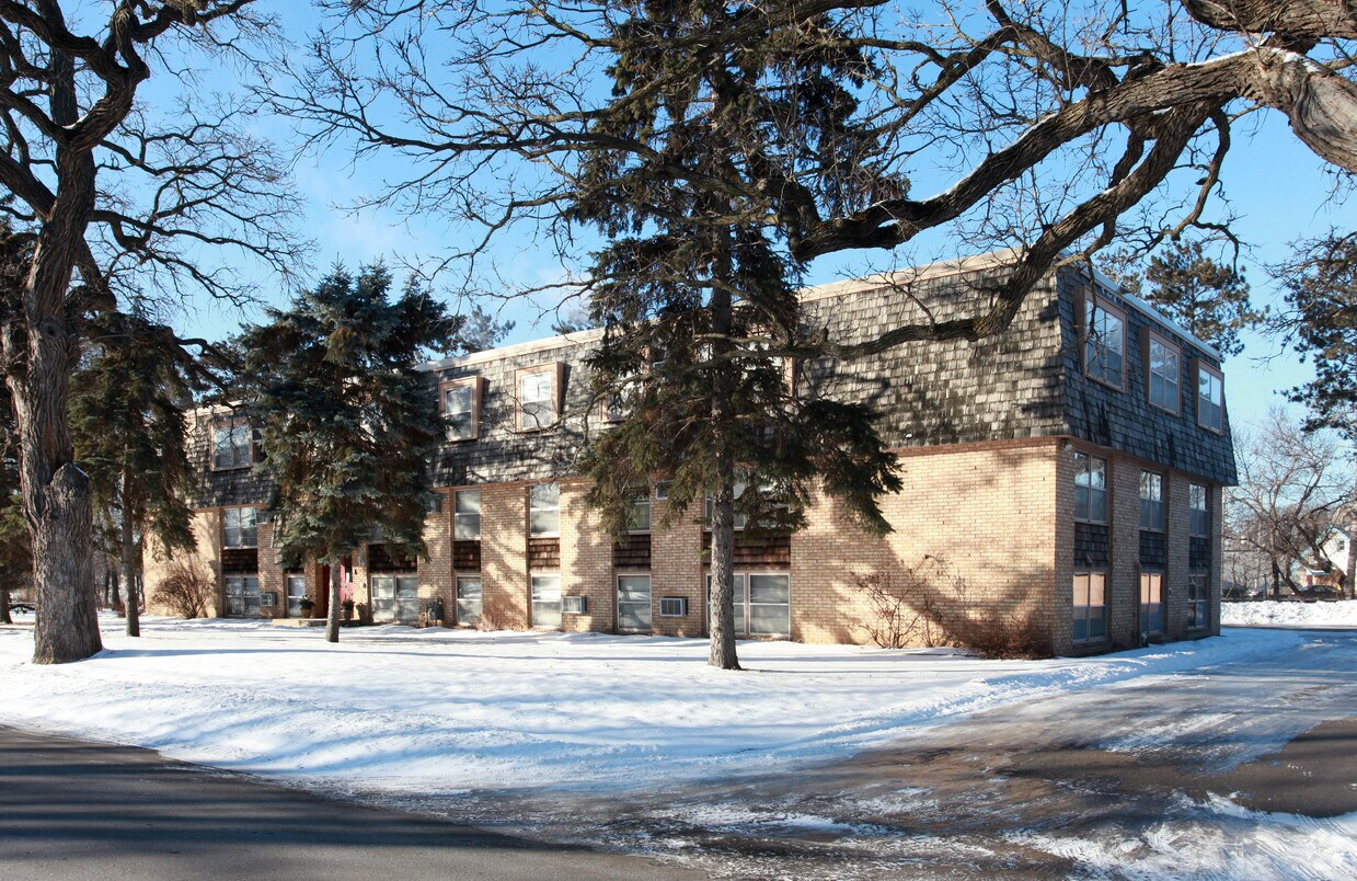Primary Photo - Vera Cruz Apartments