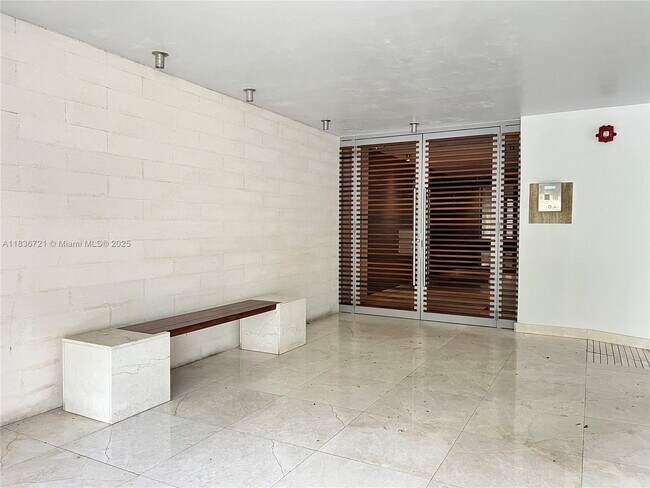 Foto del edificio - 155 Sunrise Dr