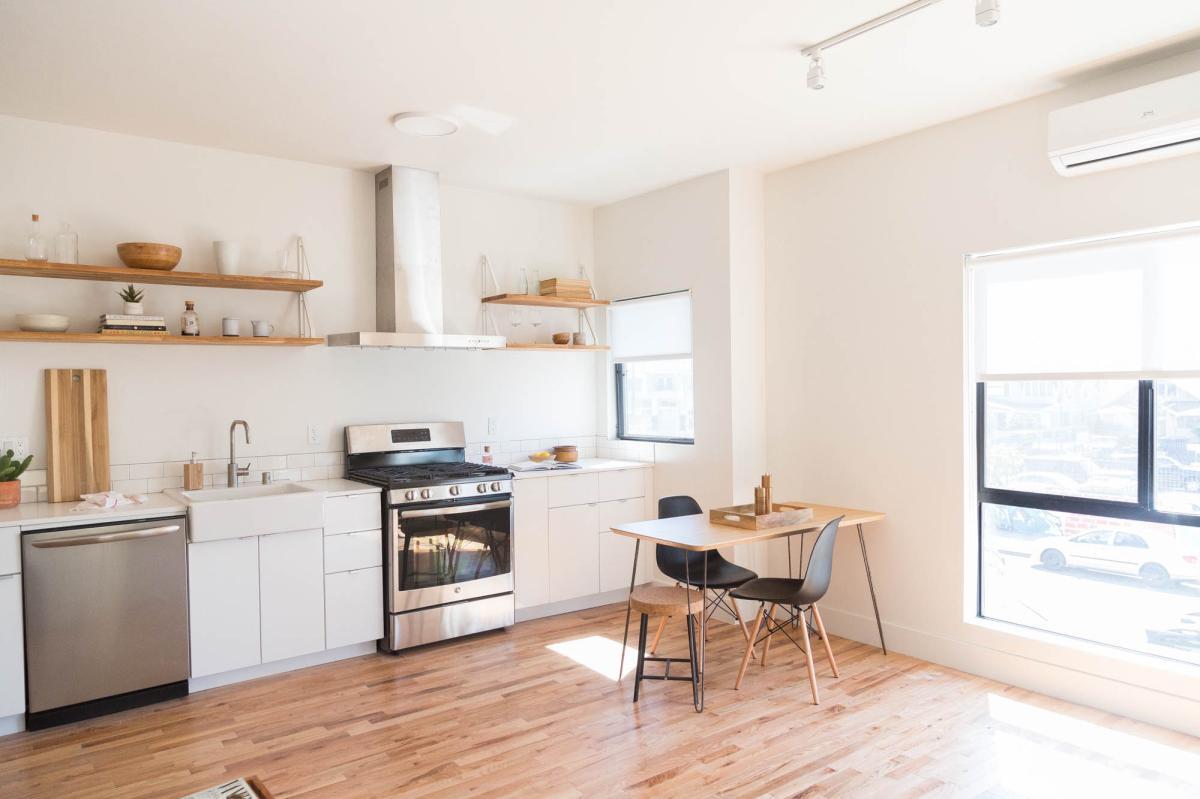 Foto principal - 4543 Pickford St