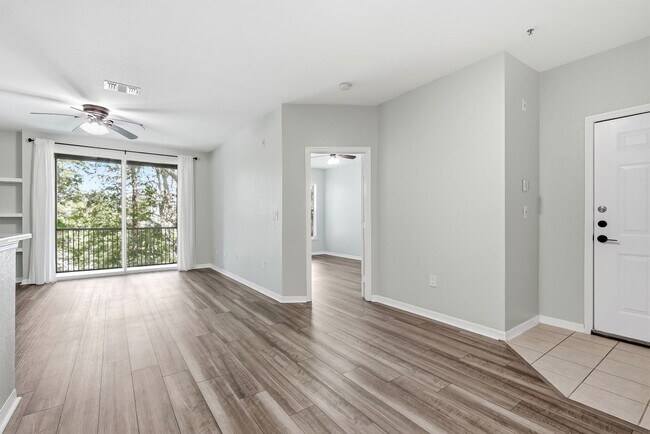 Foto del edificio - 5511 Legacy Crescent Pl
