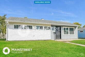Building Photo - 4845 N Kenyon Dr