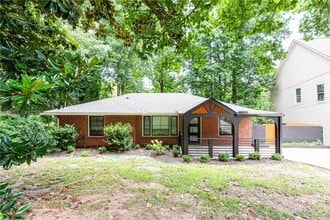 Building Photo - 629 Clairmont Cir