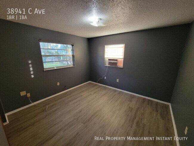 Foto del edificio - 38941 C Ave