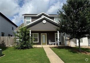 Building Photo - 3912 SW Peachwood Dr