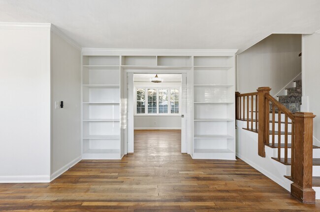 Foto del edificio - 130 Haven Dr