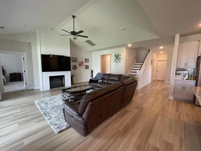Building Photo - 2305 Sachi Ct
