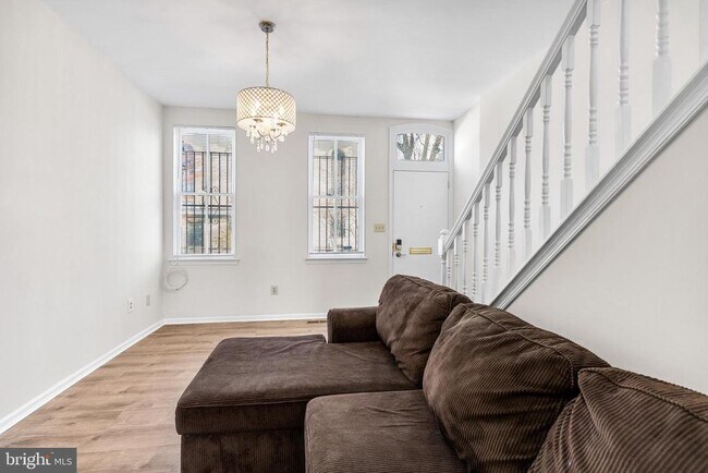 Foto del edificio - 1738 N Bouvier St