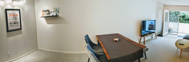 Foto del edificio - 1111 Maxwell Ave #123