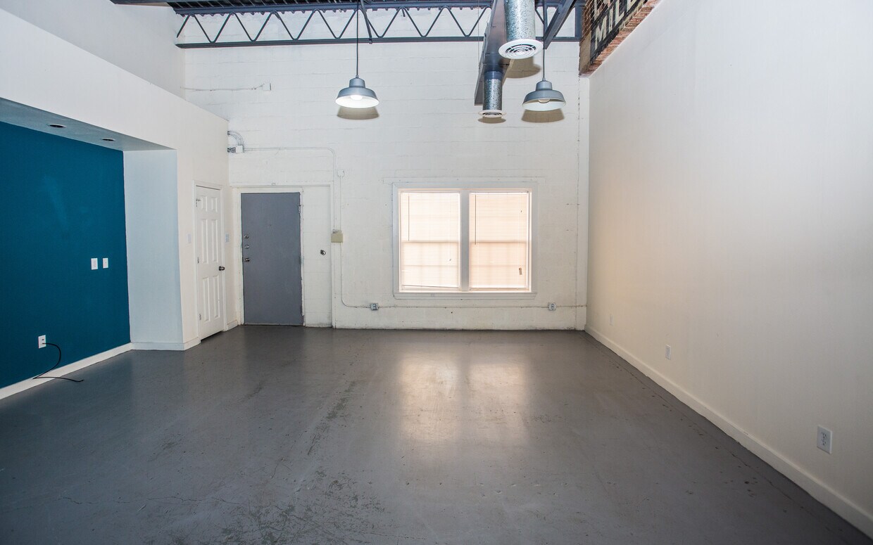 Foto principal - 611 Main St