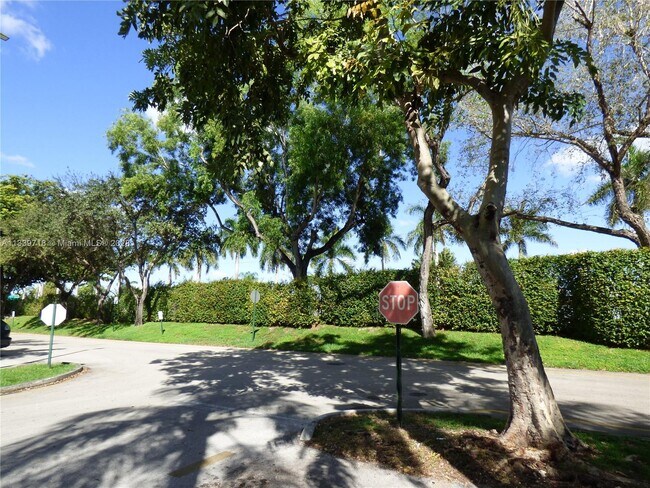 Foto del edificio - 8805 SW 130th Pl