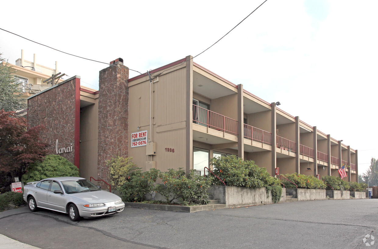 Primary Photo - Lanai Apartments