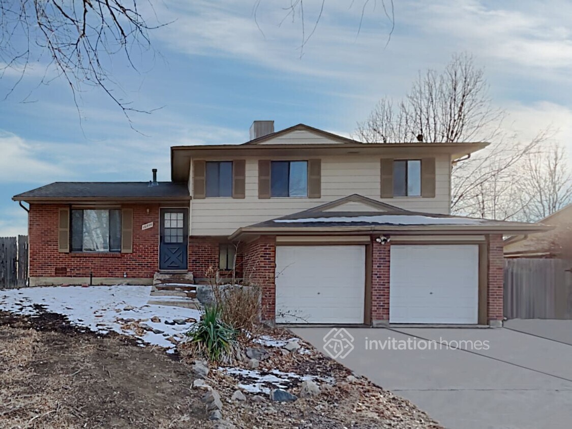 Primary Photo - 16800 E Bails Pl