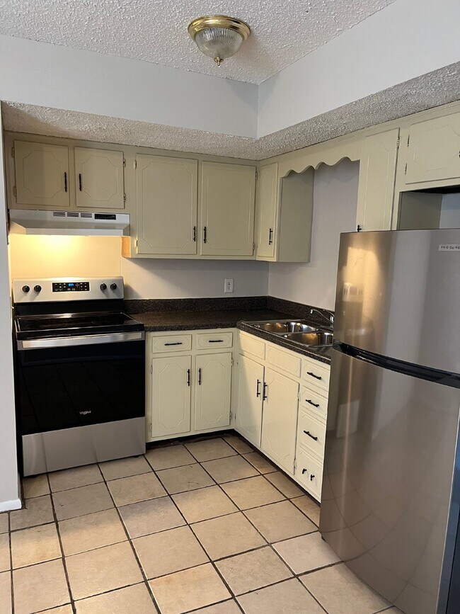 Foto del edificio - " 2-Bed Duplex on Delaware Street: Cozy Na...