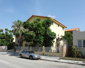 Building Photo - Harada House Apartments