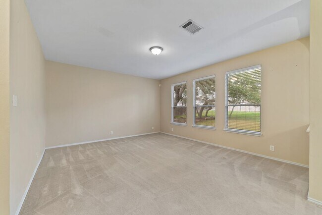 Building Photo - 2938 Encino Robles San Antonio 78259