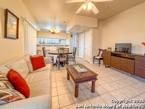 Building Photo - 129 Chapel Hill Cir