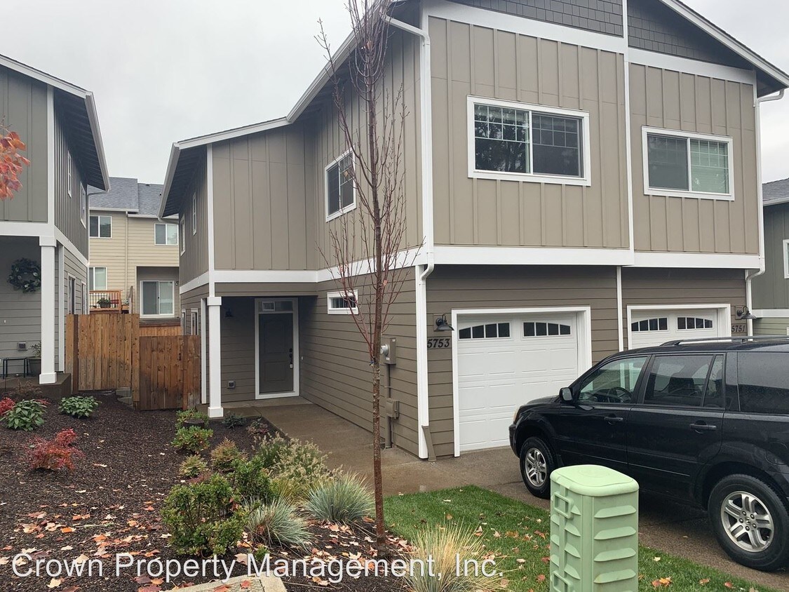 Foto principal - 5729-5753 Honeybee St S