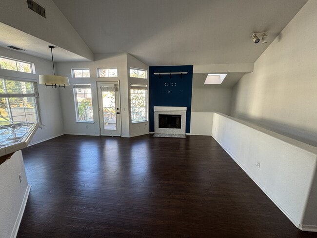 Plenty of natural light - 12646 Springbrook Dr