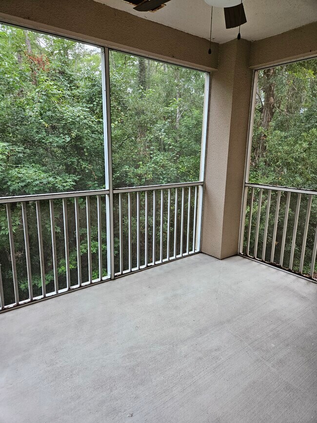 Foto del edificio - 13810 Sutton Park Dr N