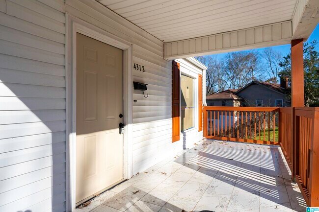 Foto del edificio - 4312 51st Ave N
