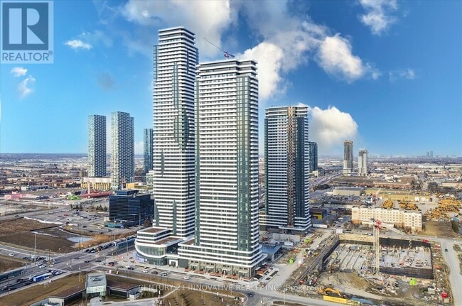 Photo du bâtiment - 225 Commerce St