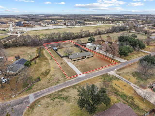 Building Photo - 3327 Carriage Cir