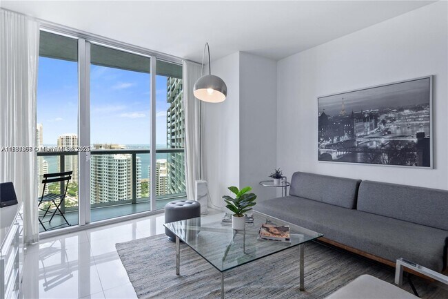 Building Photo - 485 Brickell Ave